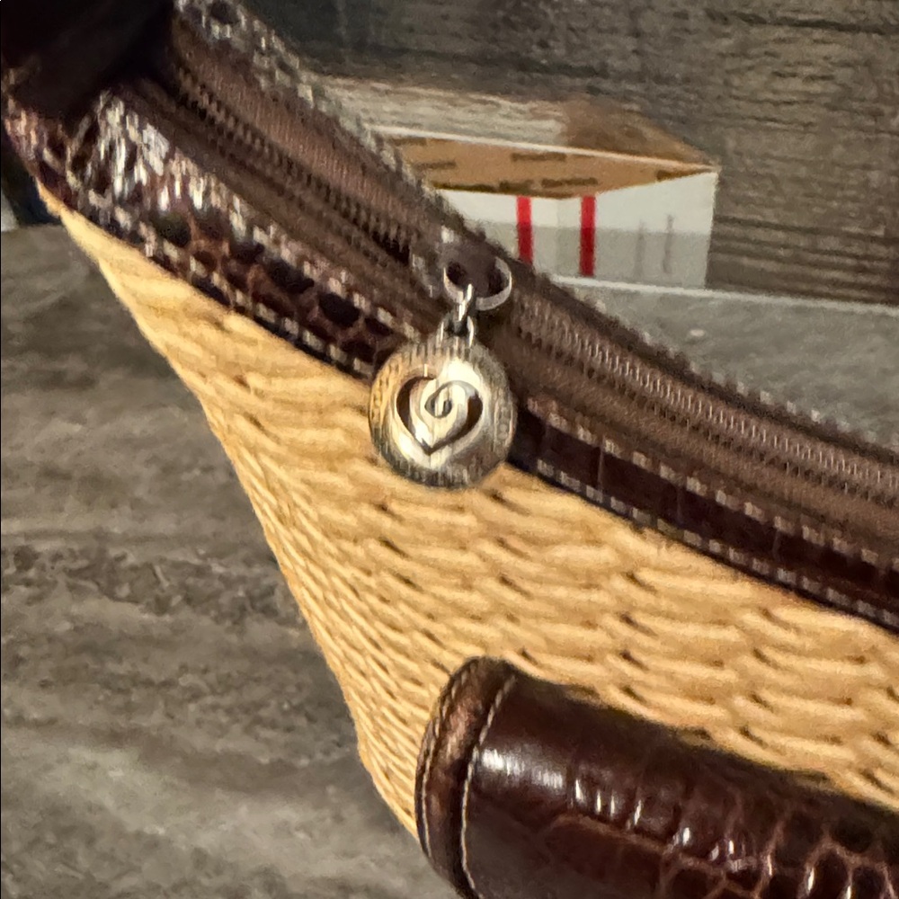 Brighton straw woven hand bag. - Picture 3 of 11